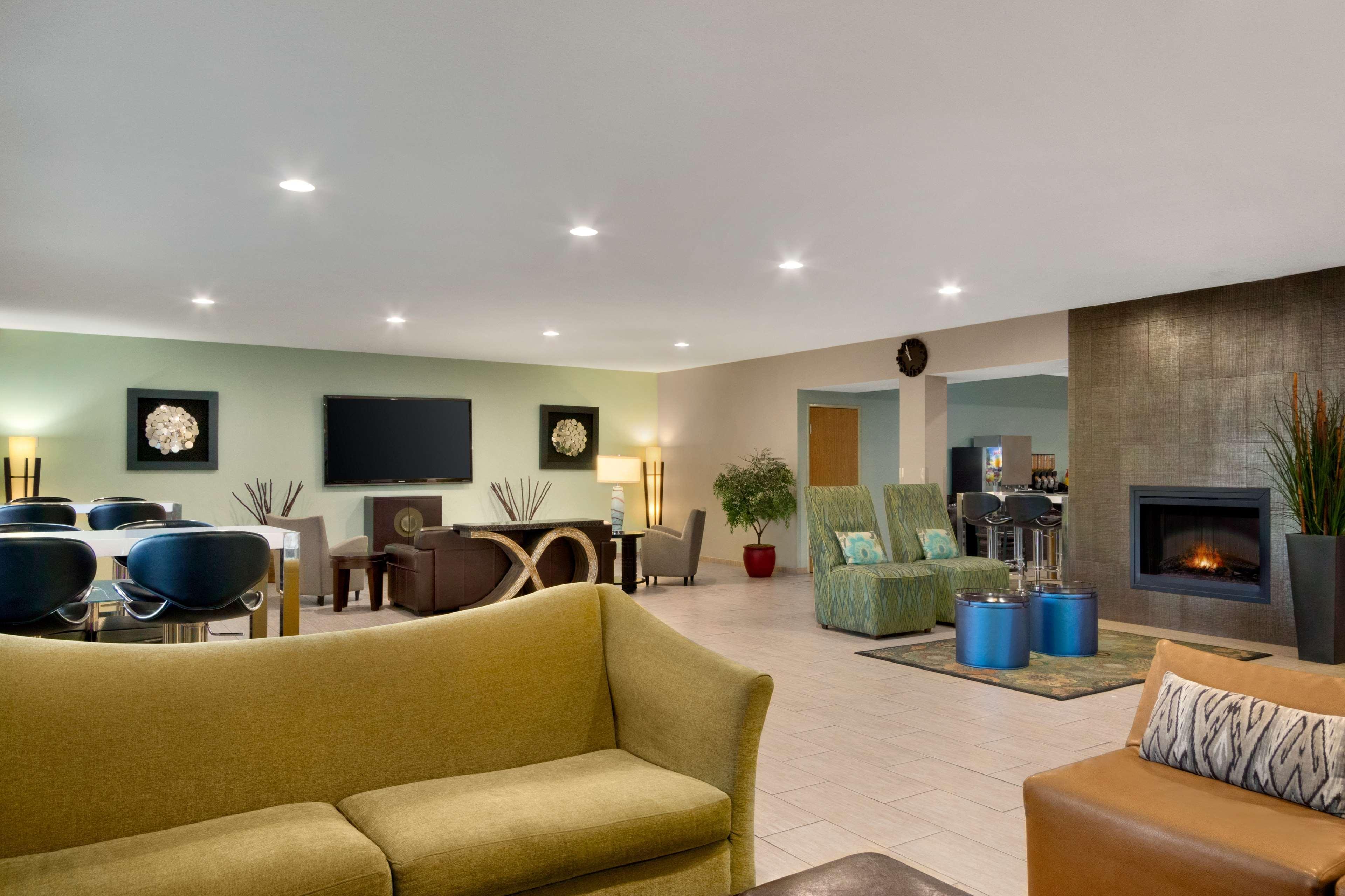 Best Western Plus Peppertree Airport Inn Airway Heights Bagian luar foto